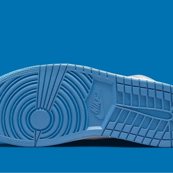 Nike Air Jordan 1 Mid True Blue Grey White Shoes Men DQ8426-014 (GS) DQ8423-014 - Picture 10 of 11